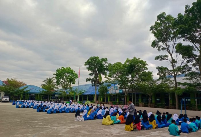 Menjalin Kebersamaan dan Keimanan, MTsN 2 Kerinci Gelar Kegiatan Yasinan Bersama
