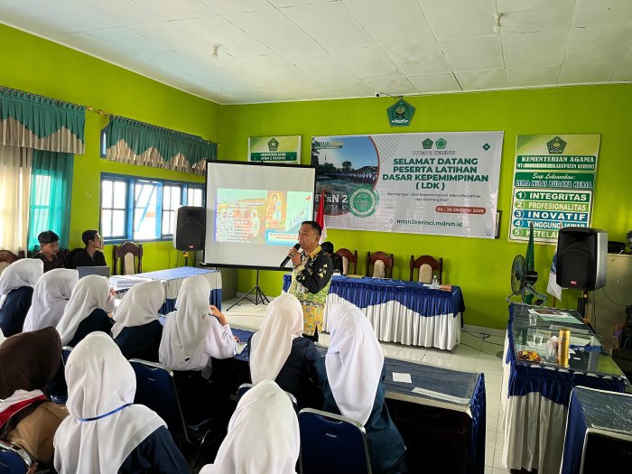 Bapak Zel Fahmi, S.Ag Tekankan Pentingnya Penyusunan Program dan Rencana Kerja yang Terarah