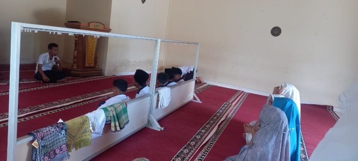 Merajut Ukhuwah, Menyatu dalam Shalat Dzuhur Berjamaah