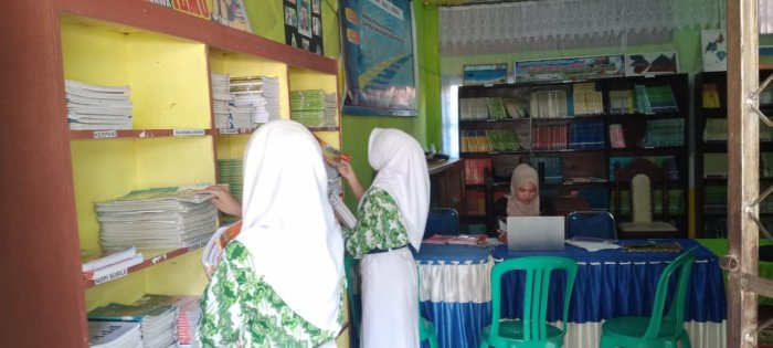 Bukan Sekadar Membaca, Perpustakaan MTsN 2 Kerinci Jadi Tempat Favorit Siswa
